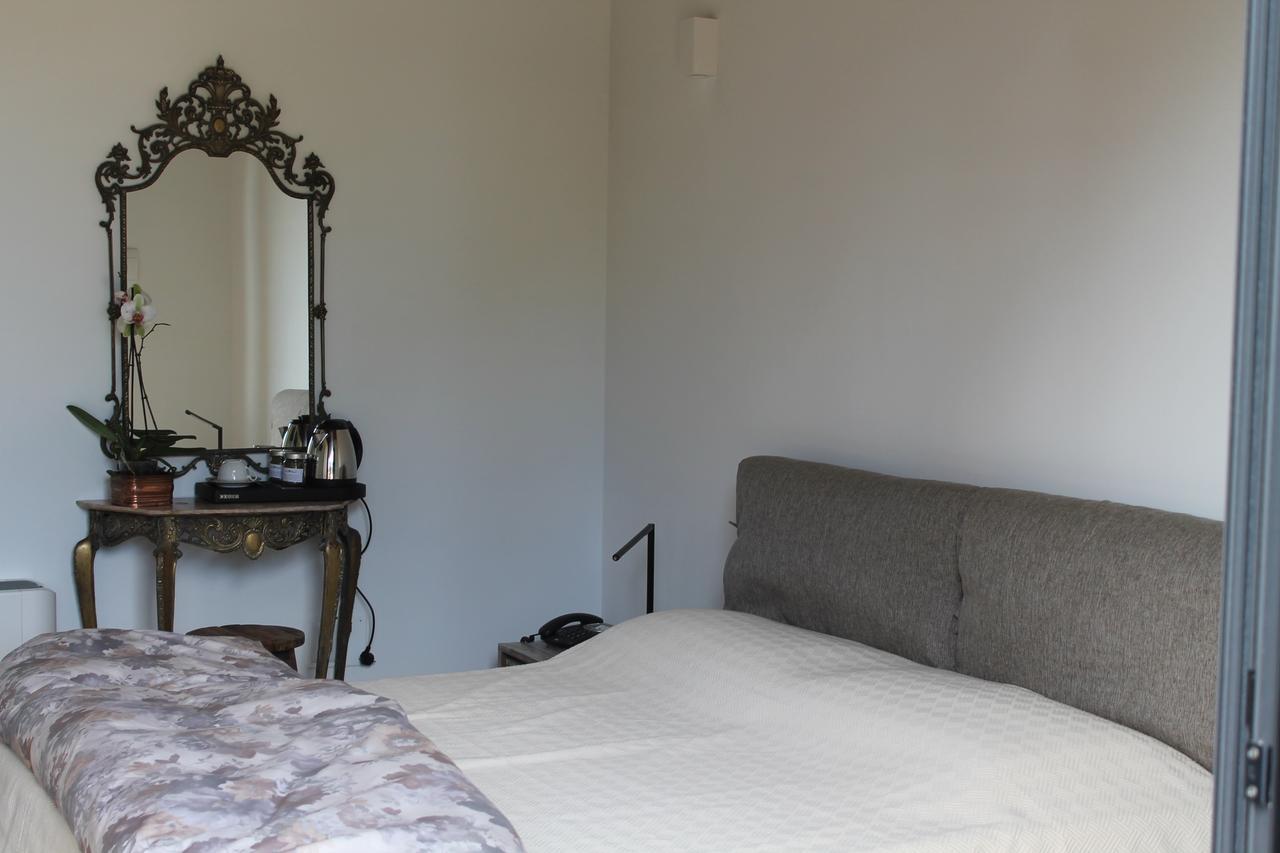 Erba Regina Alloggio per agriturismo *